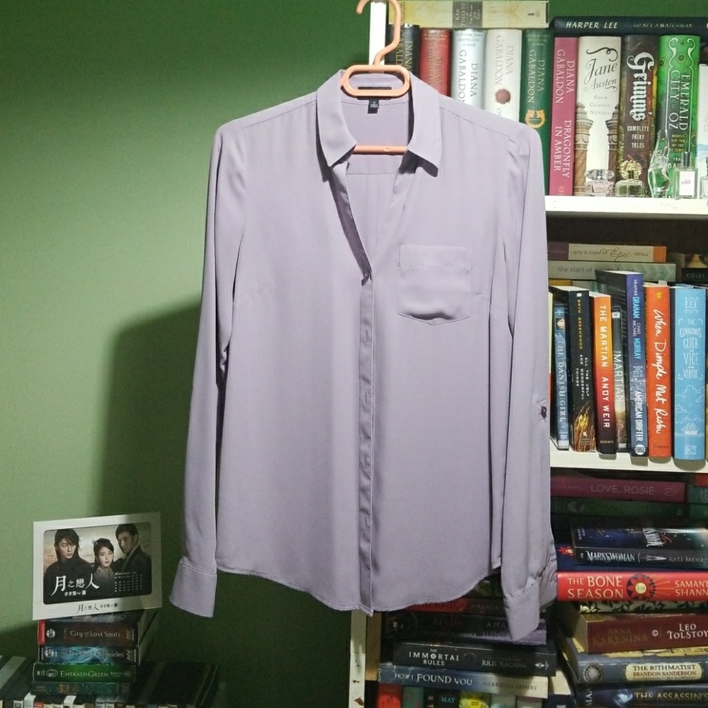 🌼 Lavender Button Down Blouse 🌼